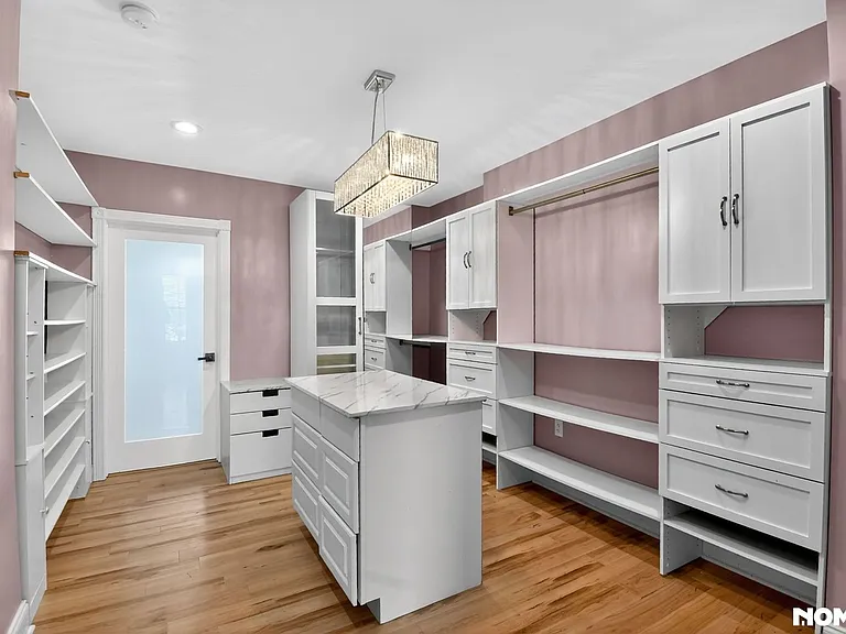 118 S Fulton Ave — Photo 24