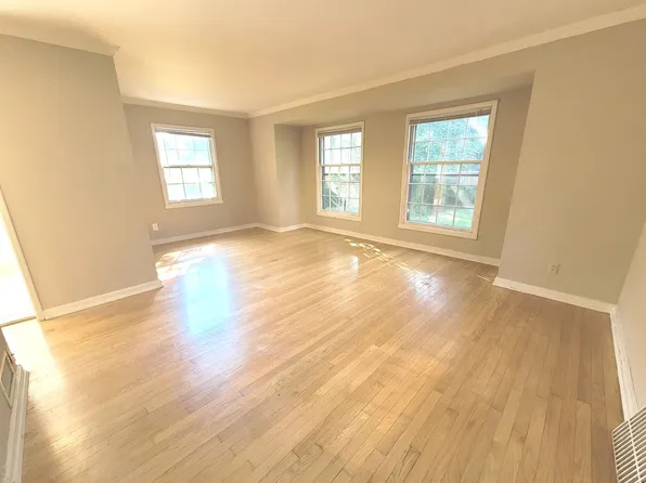 2519 Lake, 2519 N Lake Dr APT 2, Milwaukee, WI 53211