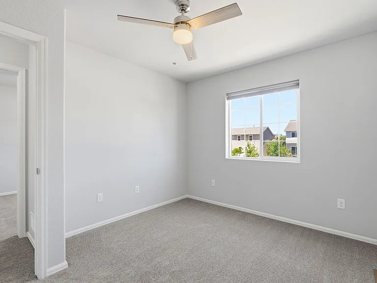 7375 Forest Meadows Ave — Photo 27