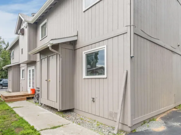 1125 Nelchina St APT 2, Anchorage, AK 99501