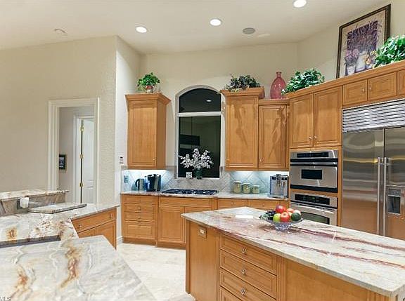 4th image of 22040 Red Laurel Ln