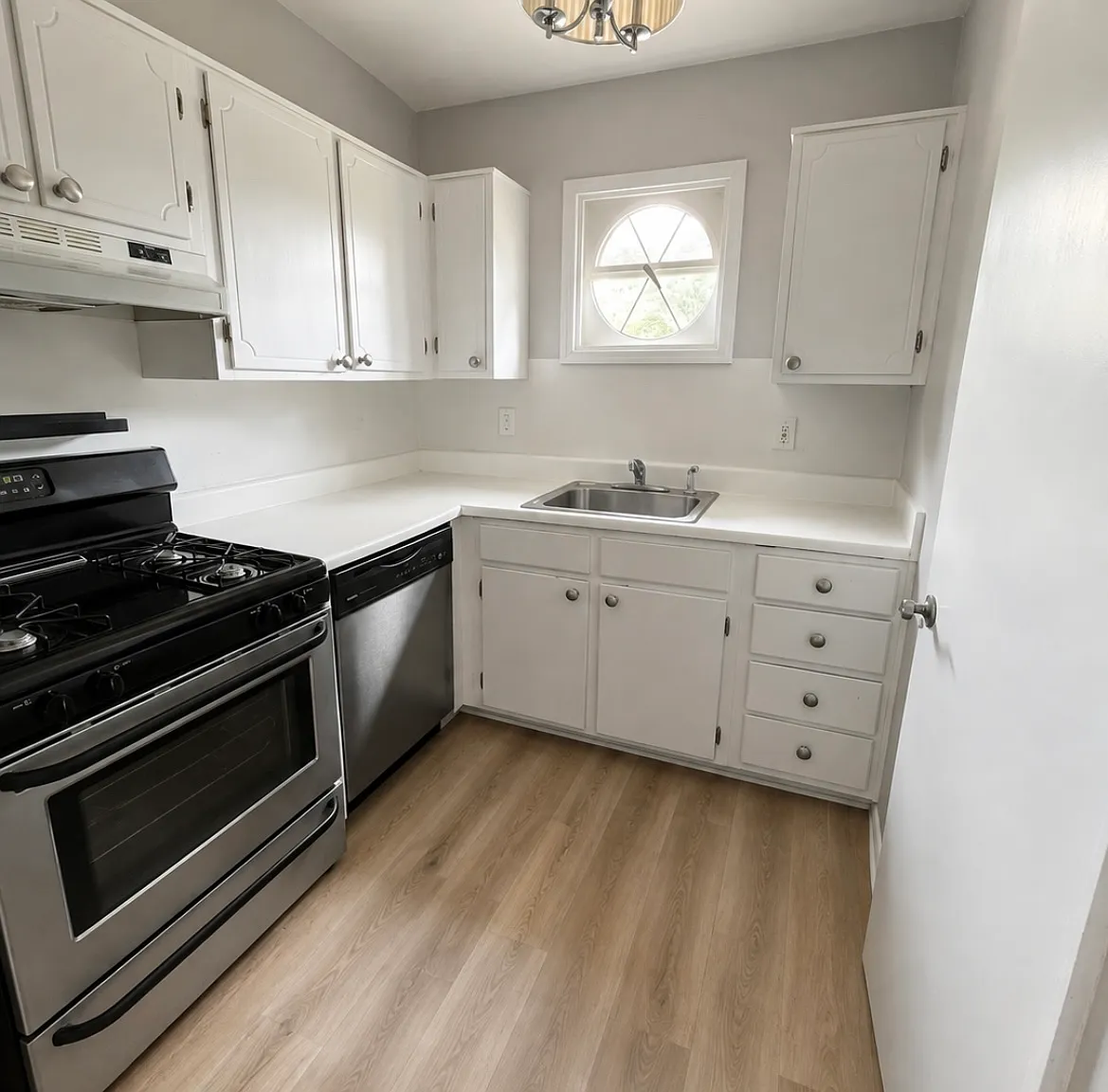 1 bed, 675 sqft, $1,650 — Photo 2