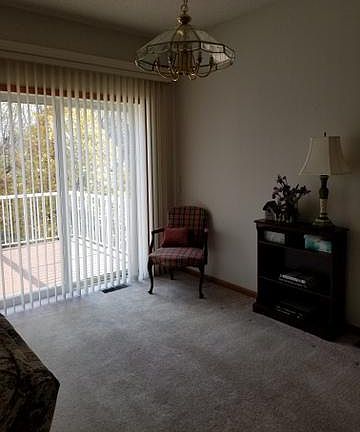 5th image of 443 Wilderness Dr