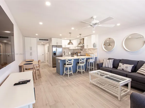 300 Oregon St APT 204, Hollywood, FL 33019