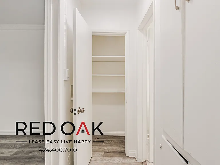 5832 Carlton Way #2 — Photo 12