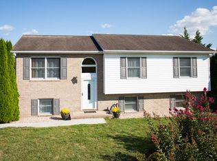 230 Stoneleigh Dr, Harrisonburg, VA 22801