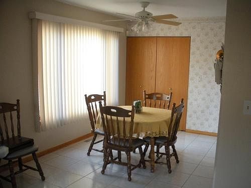 3rd image of 1172 Mockingbird Ct