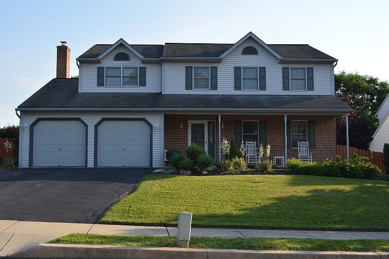 1st image of 334 Daniel St