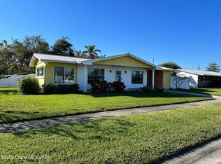 2395 Lakeview Dr, Melbourne, FL 32935