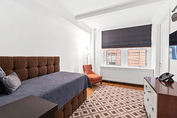 Rented by Douglas Elliman | media 26