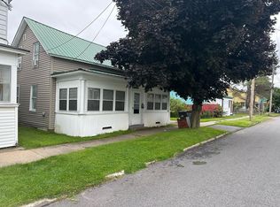 25 Standish St, Plattsburgh, NY 12901