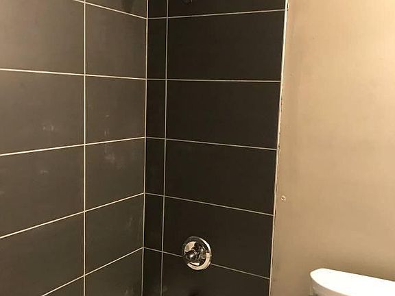 5th image of 1319 Fair Ave APT J