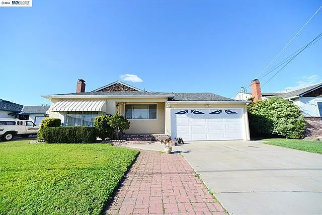 1637 Boxwood Ave photo 1