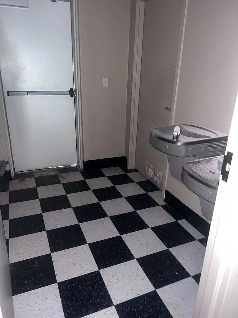 2444 Sierra Drivesuite — Photo 3