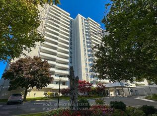 10 Parkway Forest Dr #1008, Toronto, ON M2J1L3