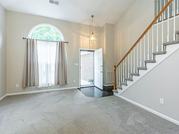 5th image of 2848 Gateway Park Ln