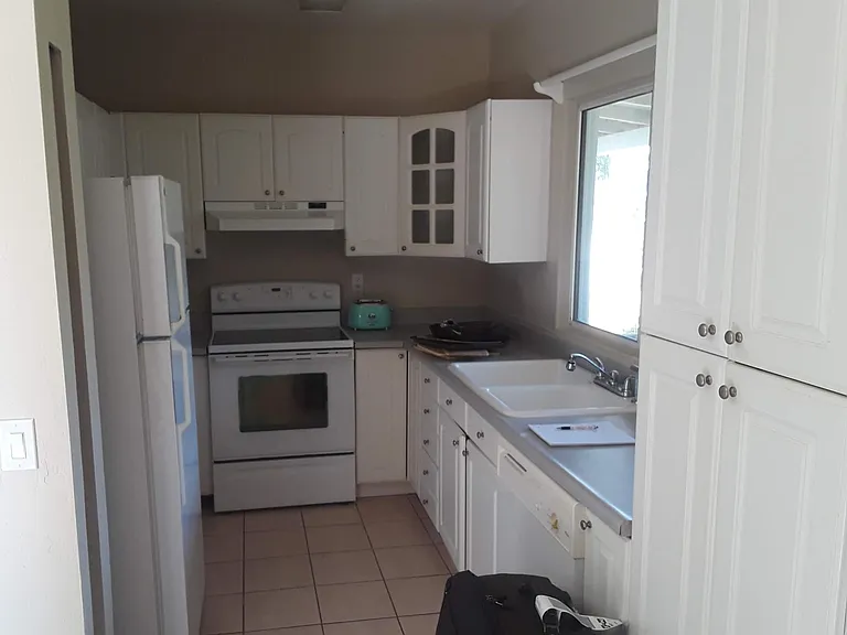 212 N Stagecoach Ln N — Photo 3