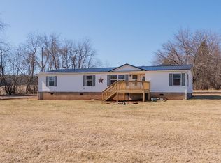 633 Little Reed Island Rd, Barren Springs, VA 24313