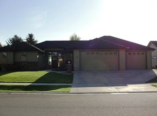 1020 N High Desert Dr, Deer Park, WA 99006