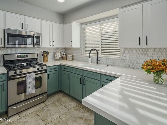 3rd image of 4406 E Creosote Drive