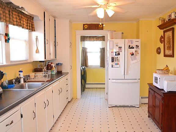 5th image of 665 Campbell Ave