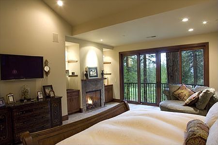 Spacious Master bedroom