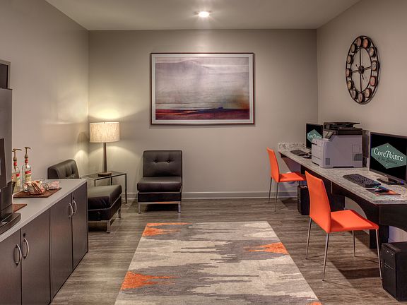 3rd image of 1015 Bolling Ave Unit 202