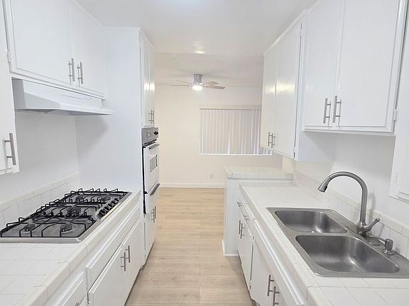 4th image of 8750 Topanga Canyon Blvd #6