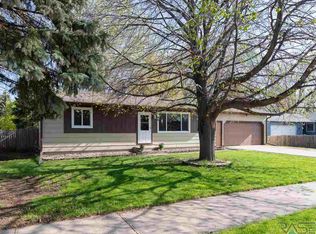 5324 W 46th St, Sioux Falls, SD 57106
