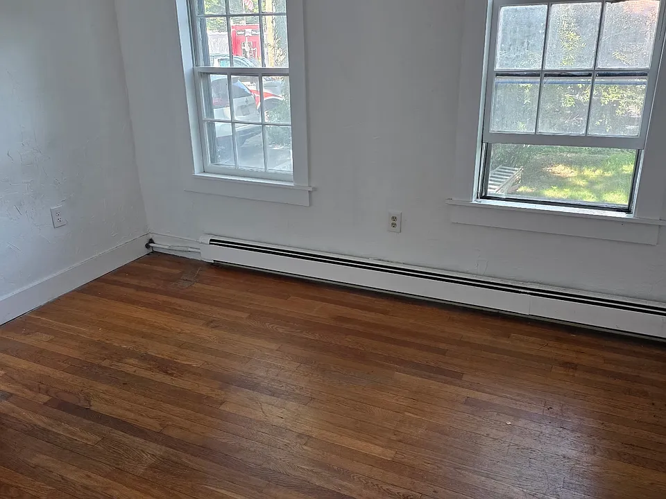49 Central St