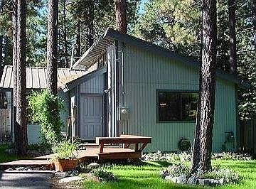 1st image of 696 Julie Ln