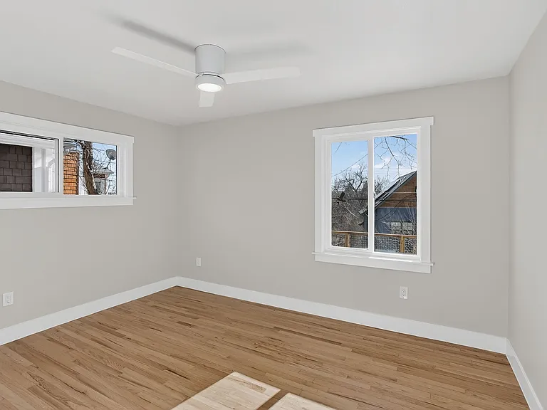 2340 Panorama Ave — Photo 17