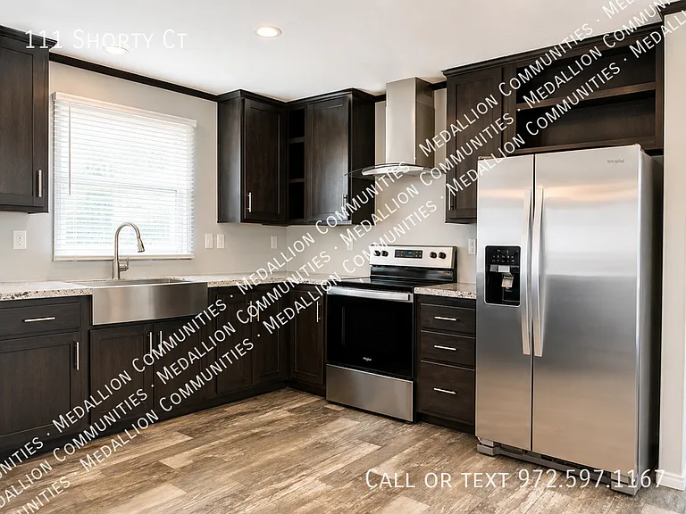 111 Shorty Ct — Photo 3
