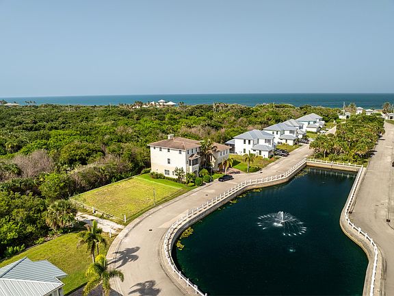 4th image of 156 Ocean Estates Drive