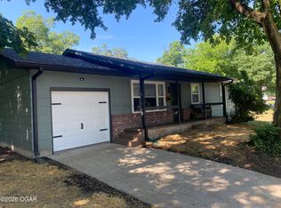 616 W 33rd St, Joplin, MO 64804