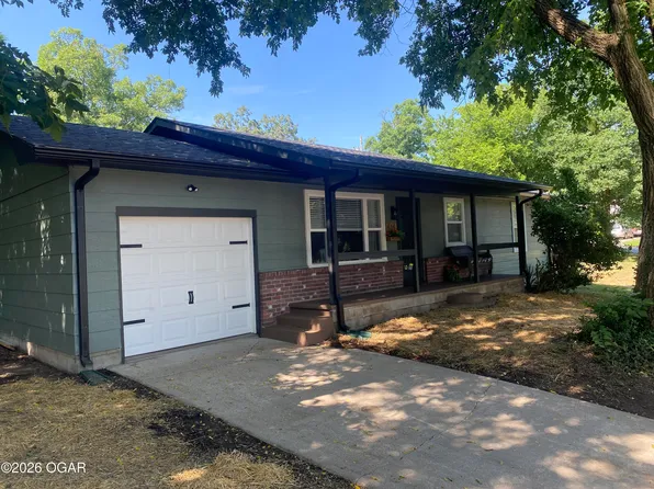 616 W 33rd St, Joplin, MO 64804