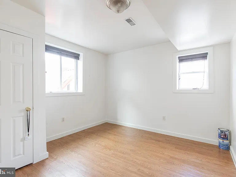 507 W Girard Ave #9-3R — Photo 7