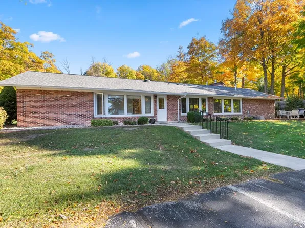 4205 Bay Shore Dr Unit 37, Sturgeon Bay, WI 54235