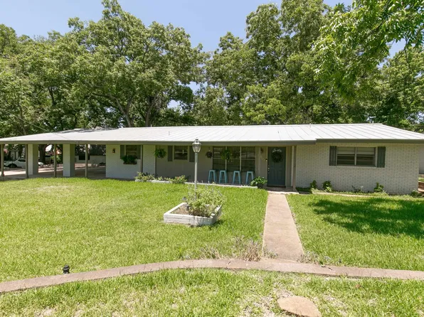 5301 Pair St, Kingsland, TX 78639
