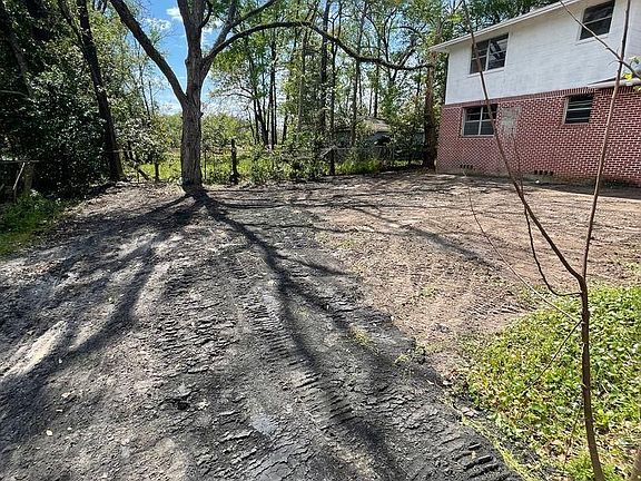 5th image of 1728 W 43rd St