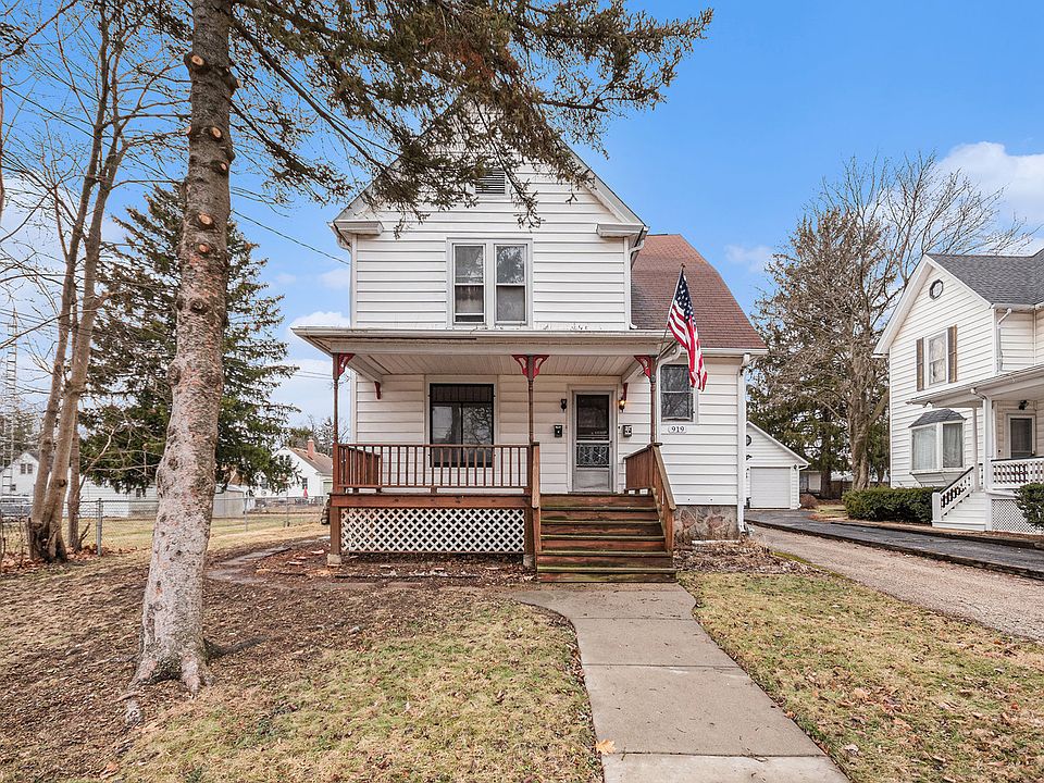 1st image of 919 Clay St