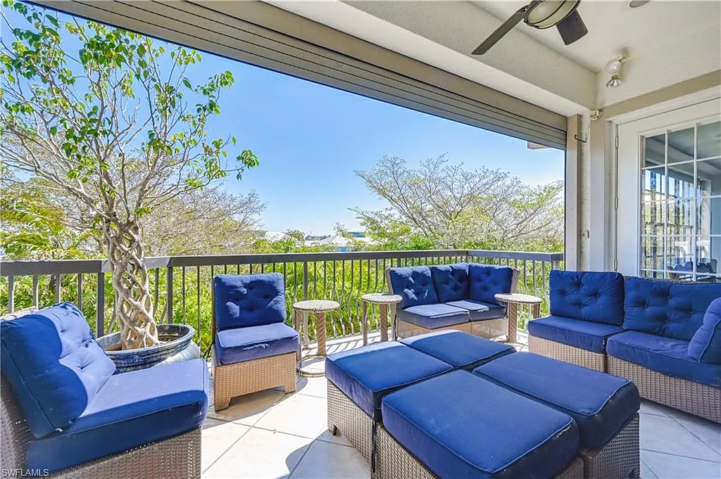 4 bed, 4.5 bath, 2930 sqft, $10,000 — Photo 1