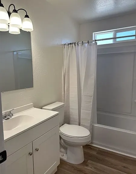 730 Cedar Ave #D — Photo 6