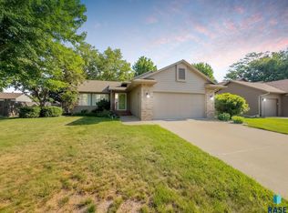 5612 S Baldwin Ct, Sioux Falls, SD 57108