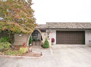 12220 SW Par 4 Dr, King City, OR 97224