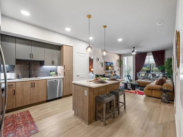 CALIXA Apartment Homes