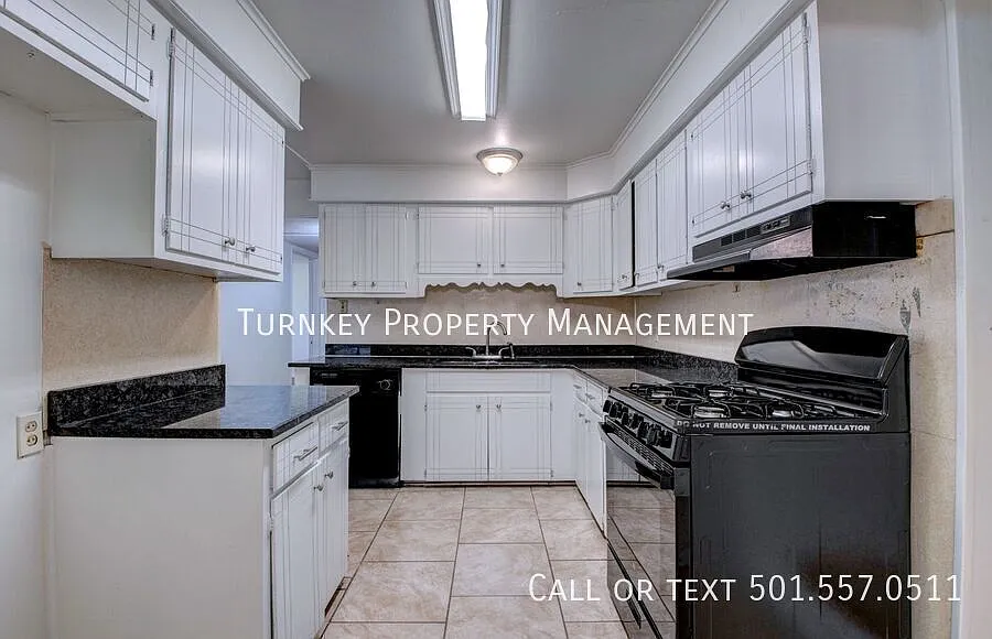 Building Photo - 35 N Meadowcliff Dr