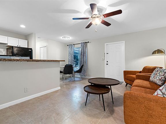 4th image of 1700 NE 56th St