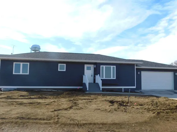 103 Southern Heights Cir, Schleswig, IA 51461