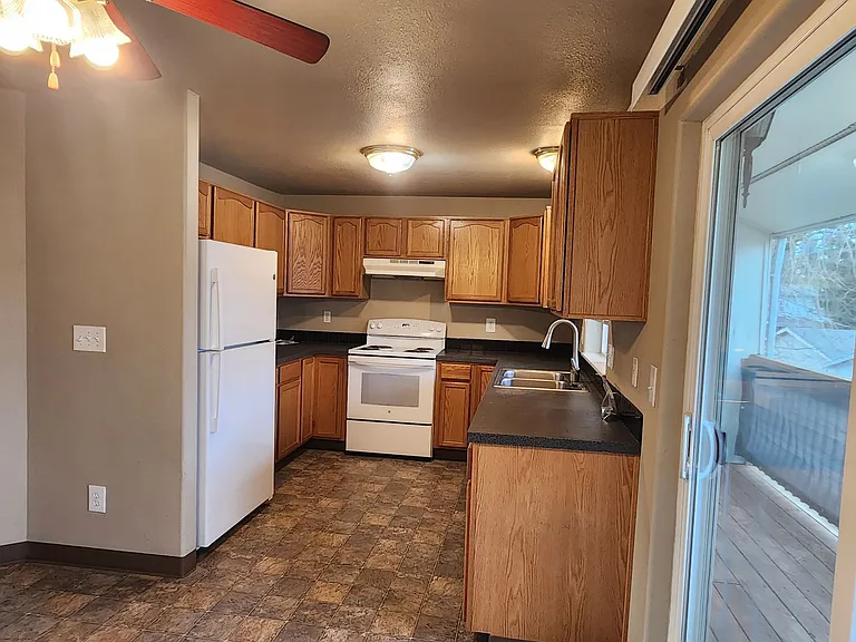 204 N Harrison St — Photo 19